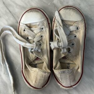 Toddler converse size 9